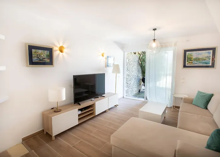 Seascape Agistri By Rentalspro - Halkidiki Apartament *